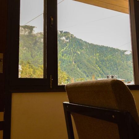 Hill House Manali -A Home In Mountains Экстерьер фото
