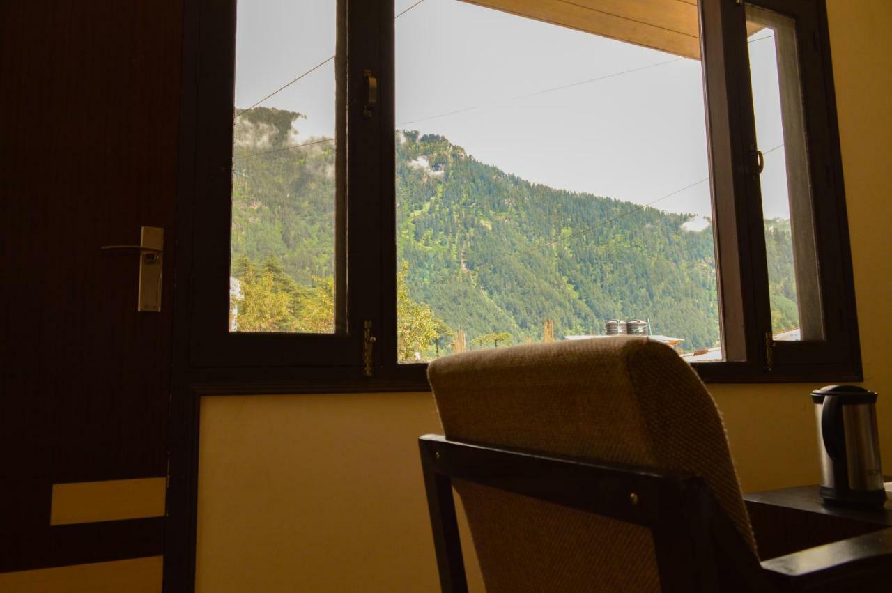 Hill House Manali -A Home In Mountains Экстерьер фото