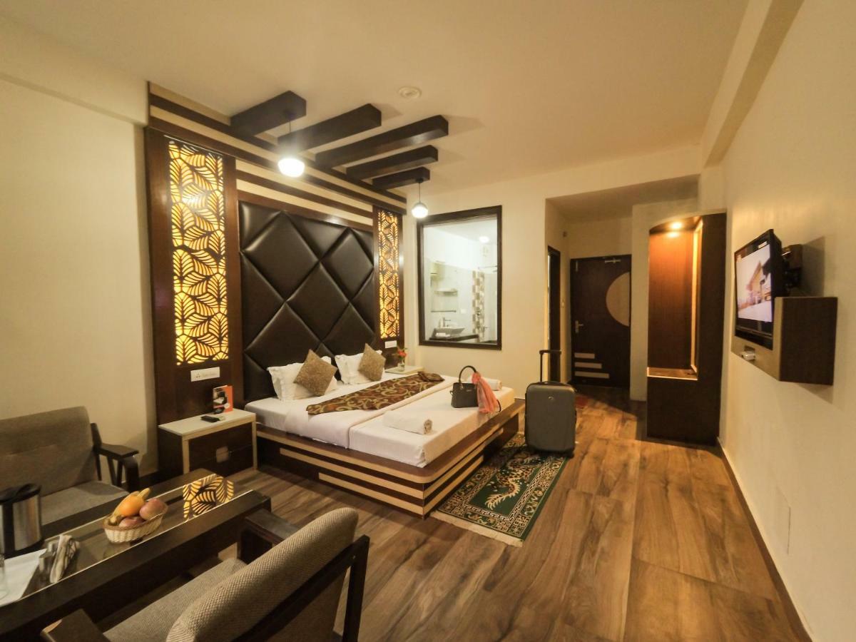 Hill House Manali -A Home In Mountains Экстерьер фото